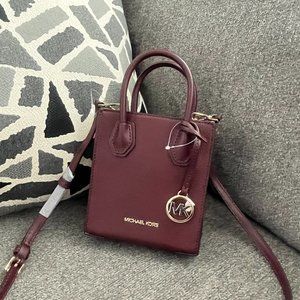 100% AUTHENTIC NWT MICHAEL KORS Mercer Extra-Small Pebbled Leather Crossbody Bag